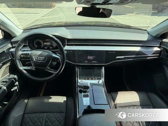 Audi A8 2022 Черный из Китая