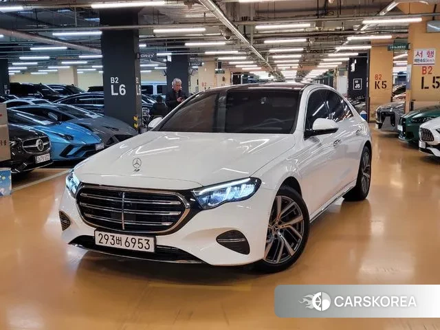 Mercedes-Benz E-Class W214 2024 Белый из Кореи