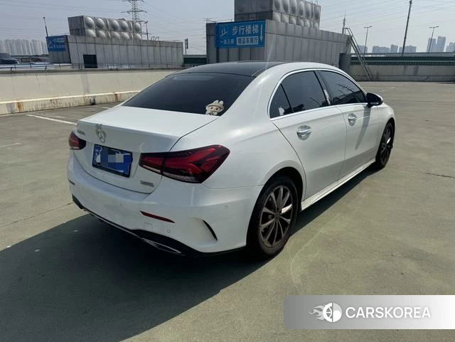 Mercedes-Benz Class A 2021 Белый из Китая