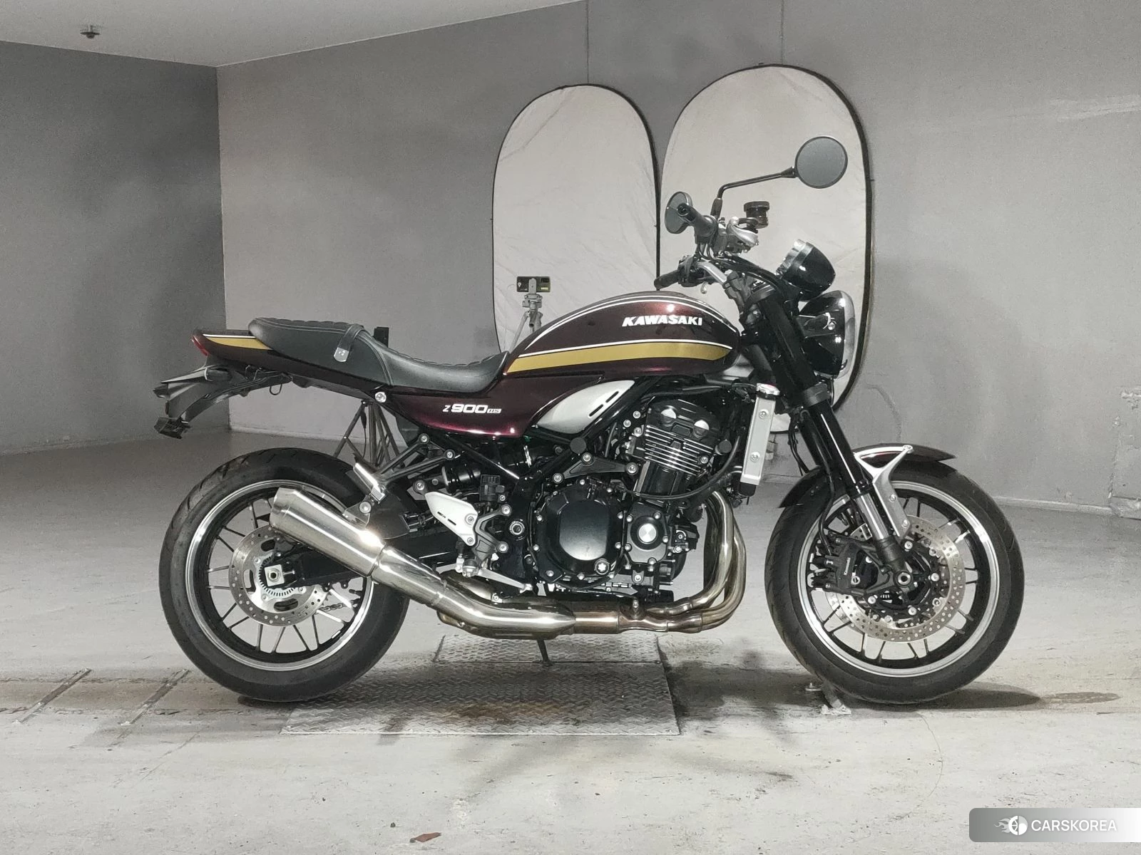 Kawasaki Z900RS 2025 из Японии
