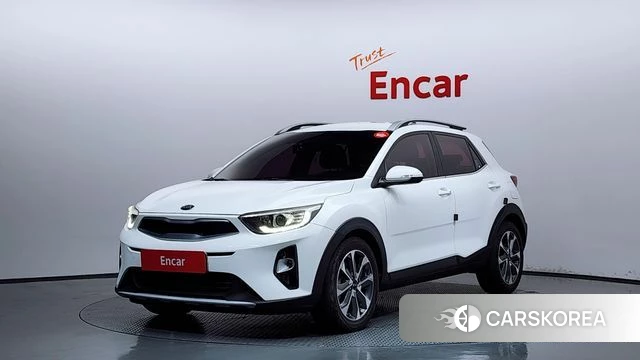 Kia Stonic 2018 Белый из Кореи