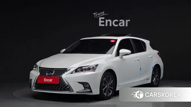 Lexus CT200h 2018 Белый из Кореи