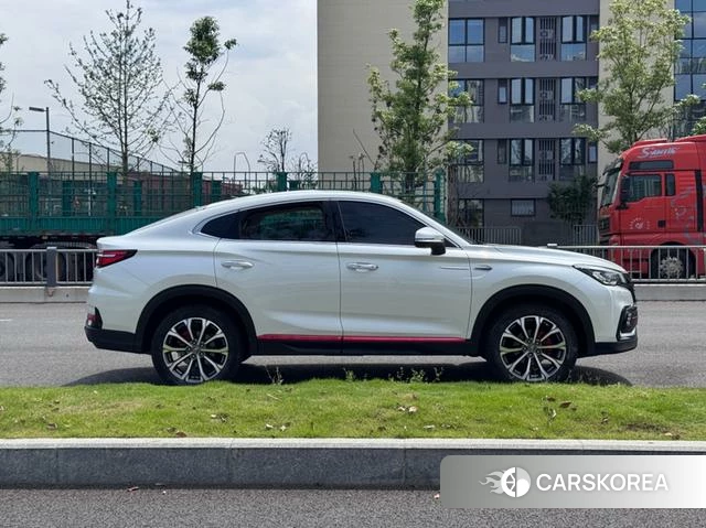 Chang'an CS85 COUPE 2021 Белый из Китая