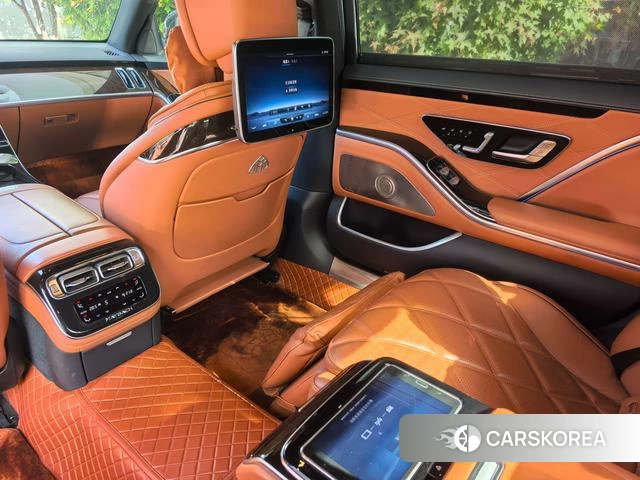 Mercedes-Benz Maybach S-class 2021 Черный из Китая
