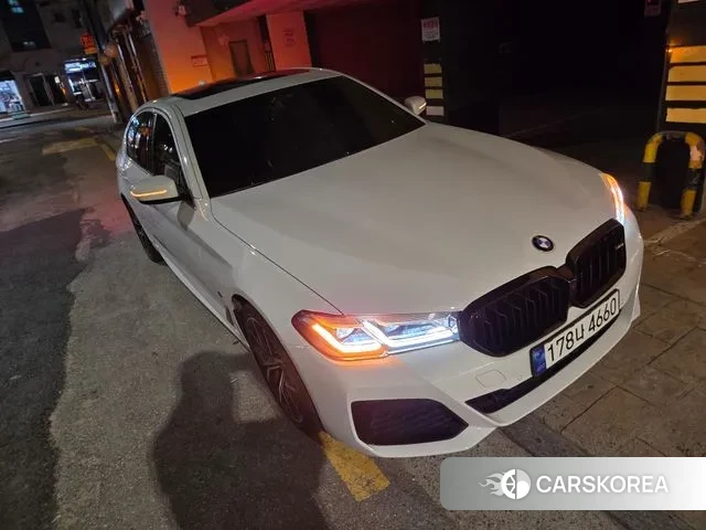 BMW 5 Series (G30) 2021 Белый из Кореи