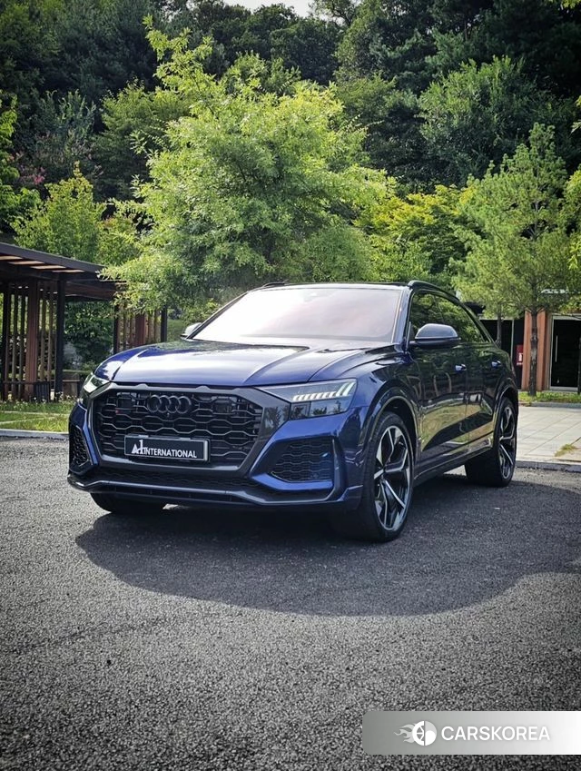 Audi RSQ8 (4M) 2021 Синий из Кореи