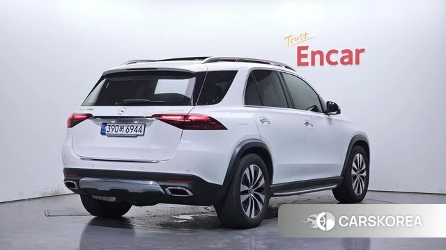 Mercedes-Benz GLE-Class W167 2023 Белый из Кореи