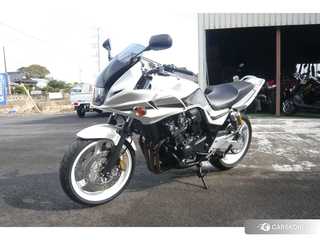 Проданный Honda CB400SF BOLDOR 2013 из Японии, фото 2