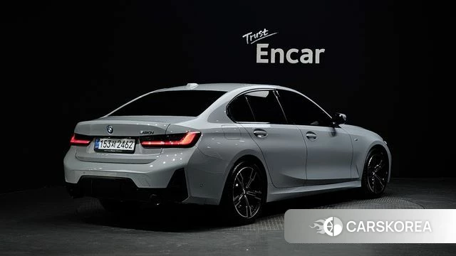 BMW 3 Series (G20) 2026 Серебристо-серый из Кореи