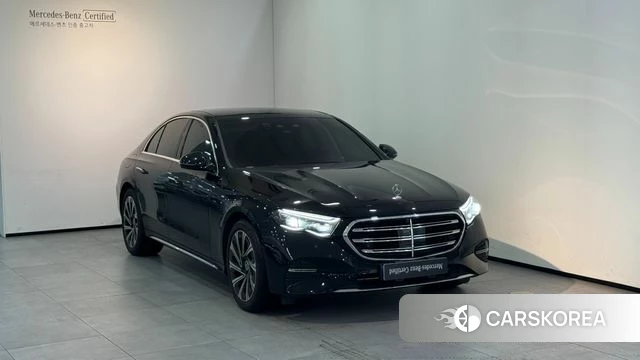 Mercedes-Benz E-Class W214 2024 Черный из Кореи