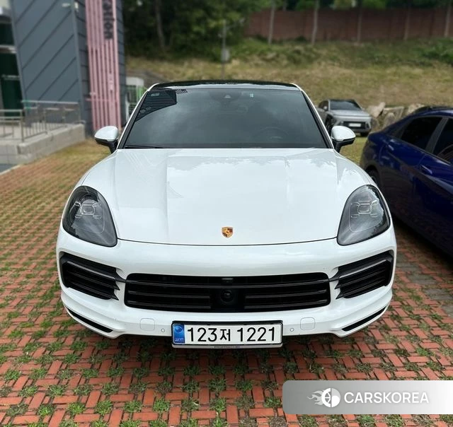Porsche Cayenne (PO536) 2023 Белый из Кореи