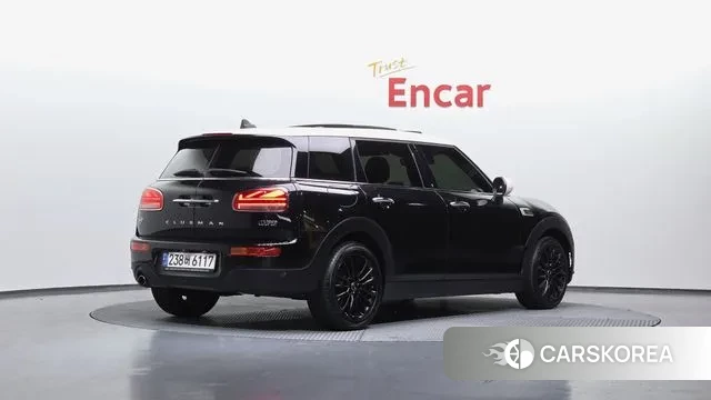 Mini Cooper Clubman 2021 Черный из Кореи