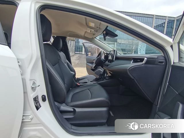 Toyota Corolla 2023 Белый из Китая