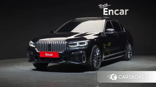 BMW 7 Series (G11) 2021 Черный из Кореи