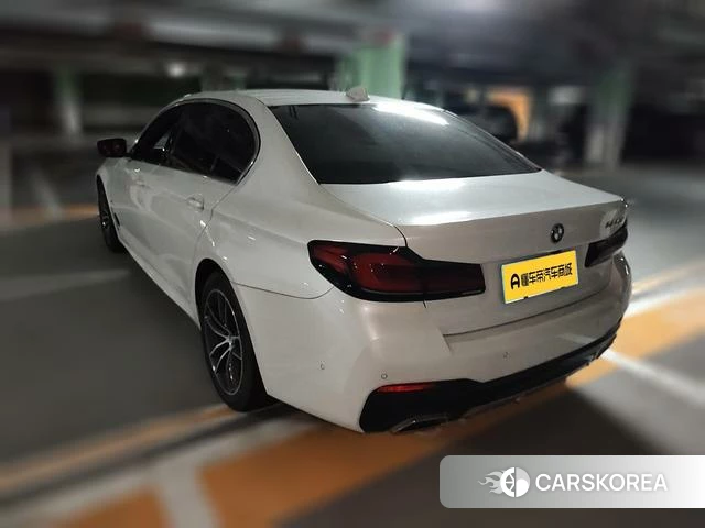 BMW 5 series 2021 Белый из Китая