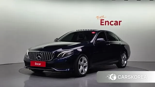 Mercedes-Benz E-Class W213 2018 Синий из Кореи