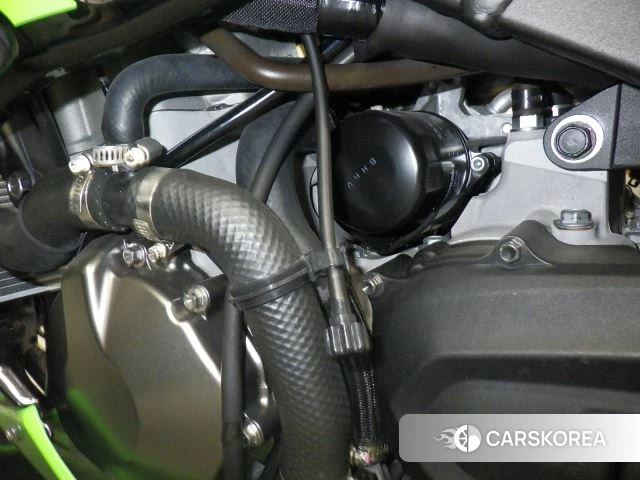 Engine photo
