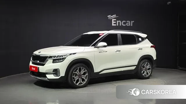Kia Seltos 2020 Белый из Кореи