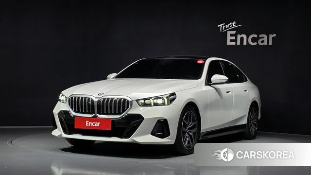 BMW 5 Series (G60) 2025 Белый из Кореи