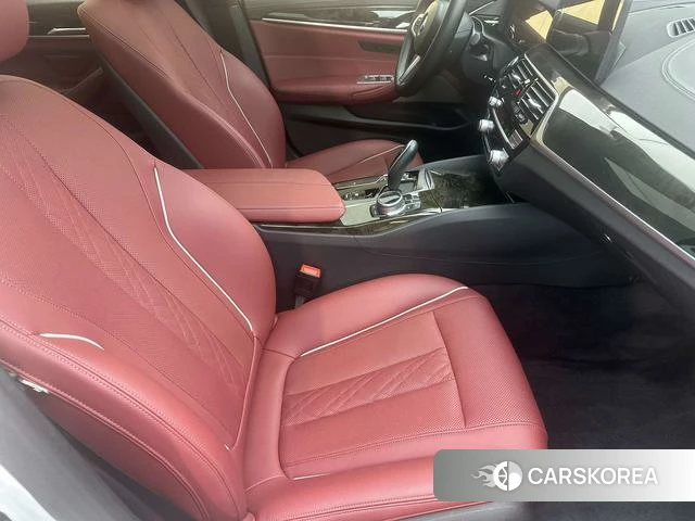 BMW 5 series 2022 Белый из Китая