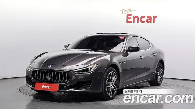 Maserati Ghibli 2018 Серый из Кореи