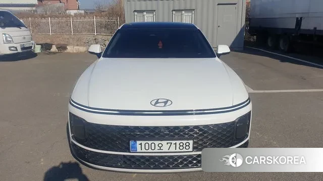 Hyundai Grandeur Hybrid (GN7) 2023 Белый из Кореи