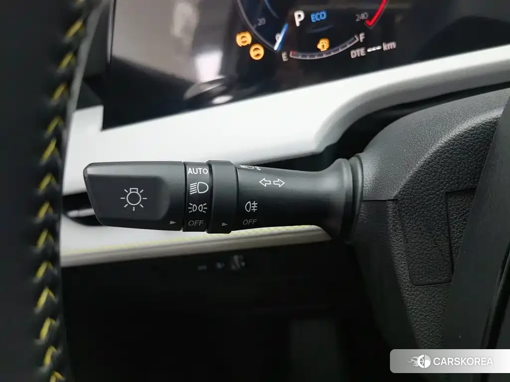Chang'an CS75PLUS 2023 Белый из Китая