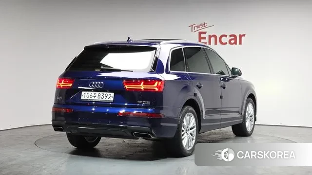 Audi Q7 (4M) 2019 Синий из Кореи