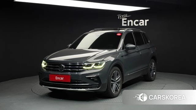 Volkswagen Tiguan second Generation 2021 Серый из Кореи