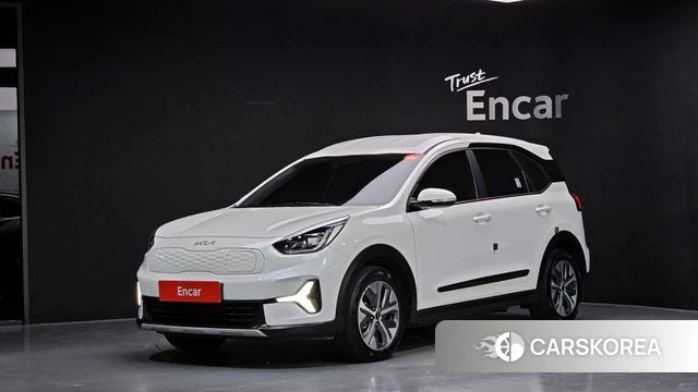 Kia Niro Plus 2022 Белый из Кореи