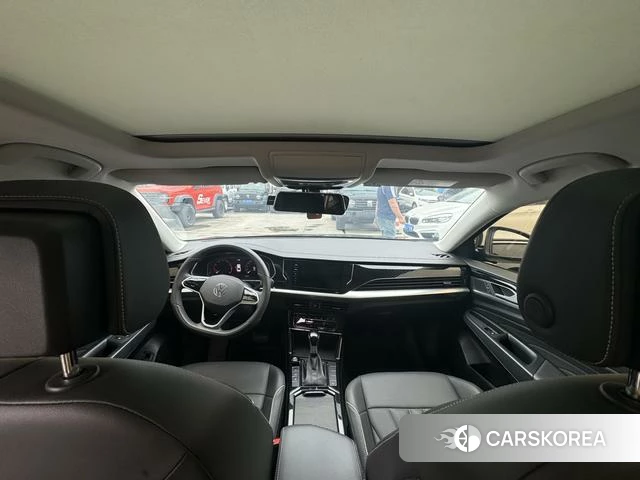 Volkswagen Passat 2024 Черный из Китая