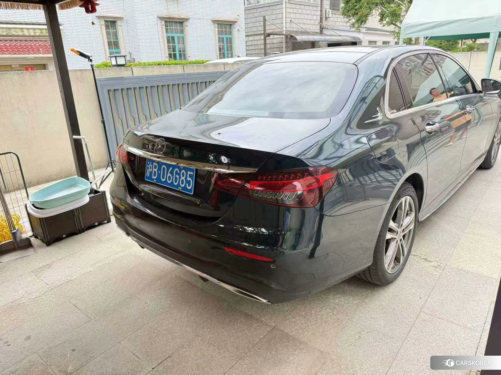 Mercedes-Benz E-class 2022 Зеленый из Китая