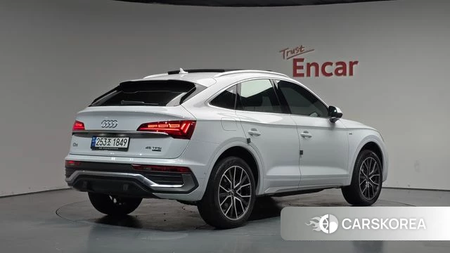 Audi Q5 (FY) 2023 Белый из Кореи