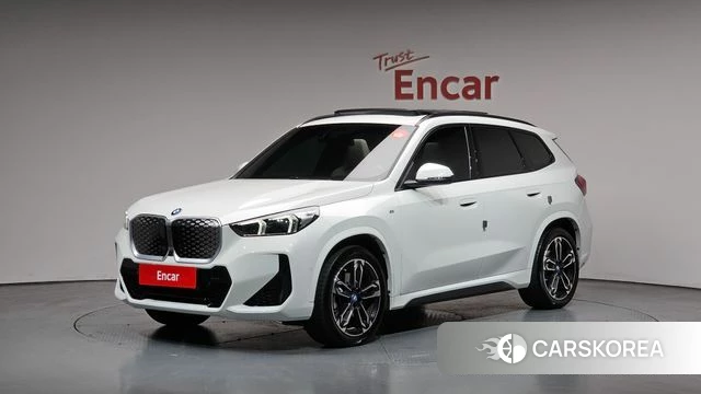 BMW iX1 (U11) 2025 Белый из Кореи