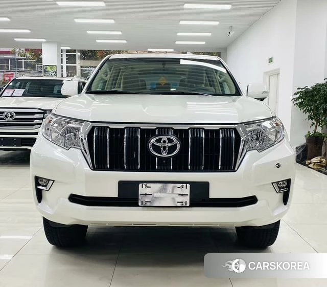 Toyota Prado (imported) 2023 Белый из Китая