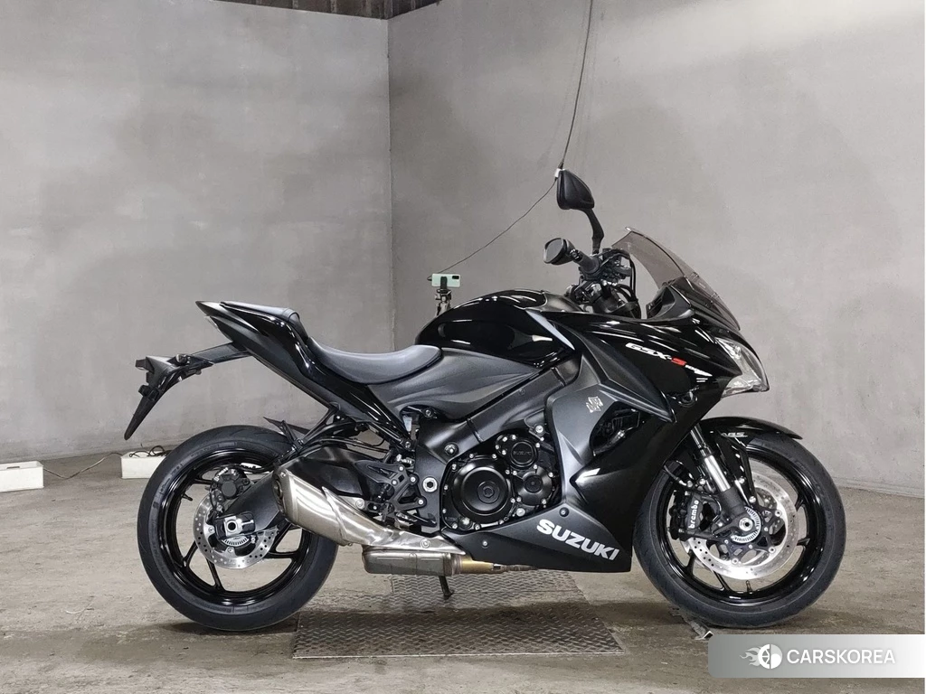 Проданный Suzuki GSX-S1000F 2019 из Японии