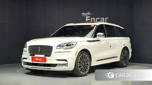 Lincoln Aviator 2nd generation 2020 Белый из Кореи