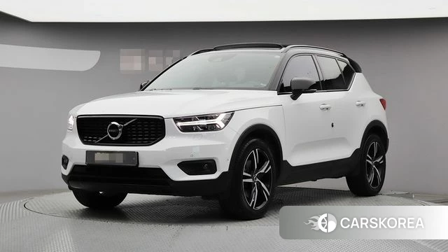 Volvo XC40 2019 Белый из Кореи