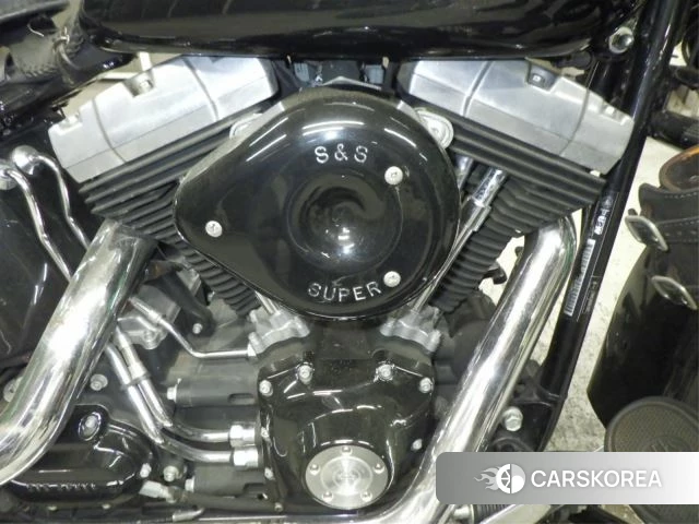 Engine photo