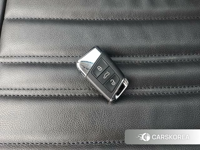 Volkswagen Passat 2023 Черный из Китая