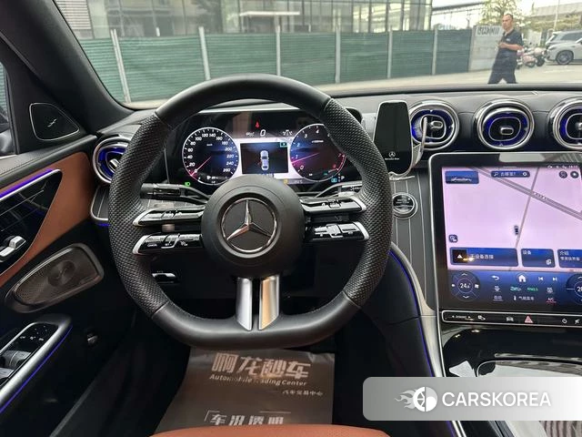 Mercedes-Benz Class C 2023 Зеленый из Китая