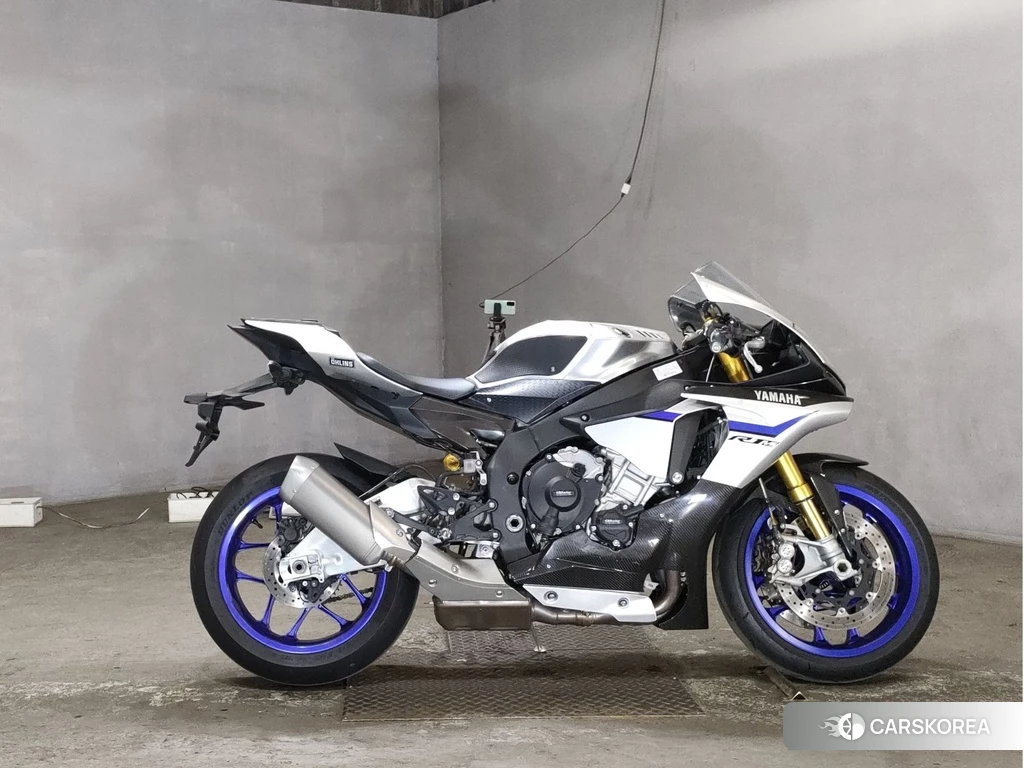 Проданный Yamaha YZF-R1M 2018 из Японии, фото 2