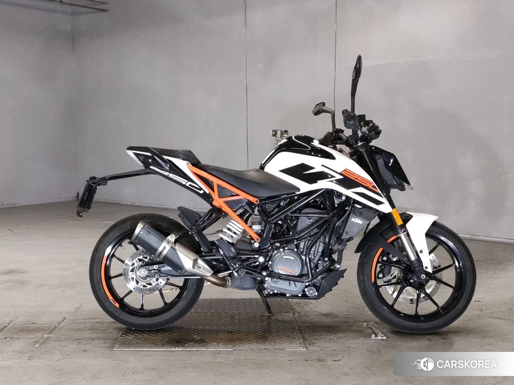 Проданный KTM 250 DUKE 2018 из Японии