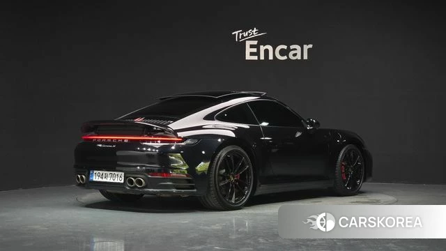 Porsche 911(992) 2020 Черный из Кореи