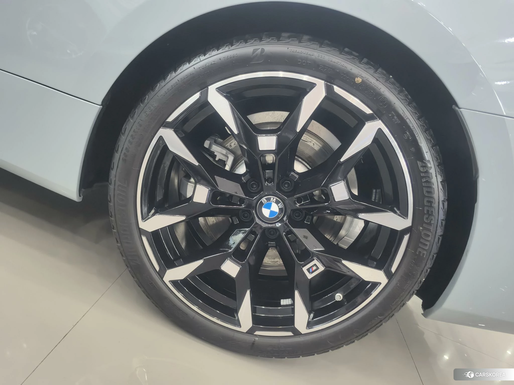 BMW 4 series 2024 Серебристо-серый из Китая