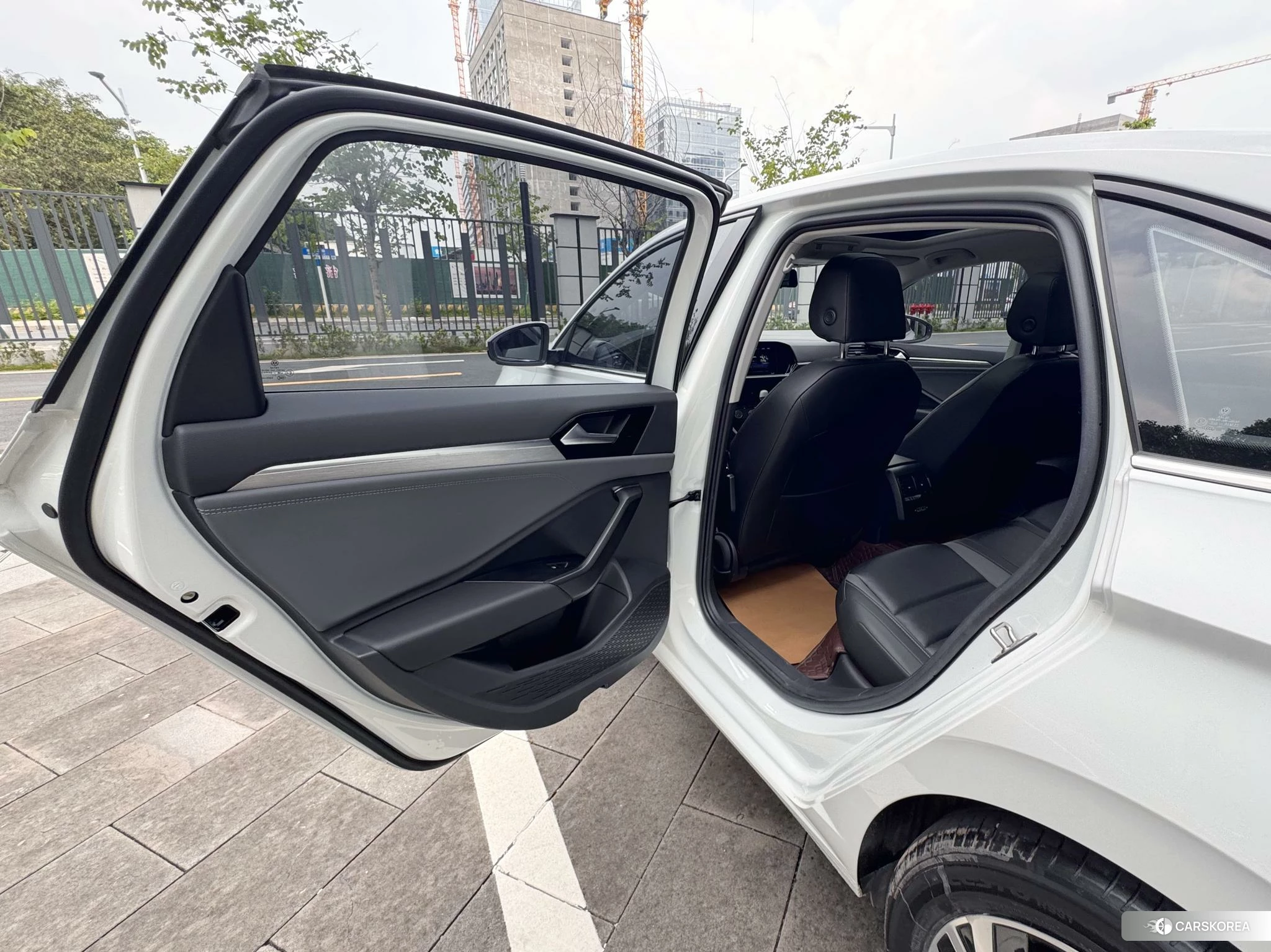 Volkswagen Sagitar 2022 Белый из Китая