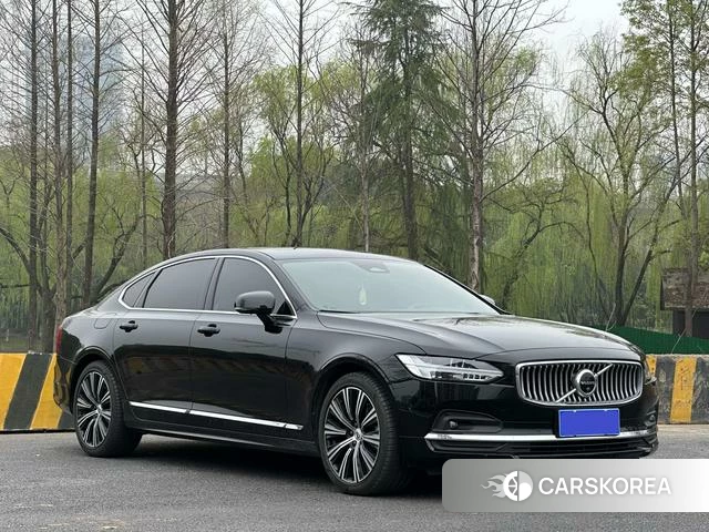 Volvo S90 2024 Черный из Китая