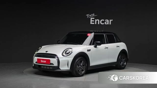 Mini Cooper 2023 Белый из Кореи