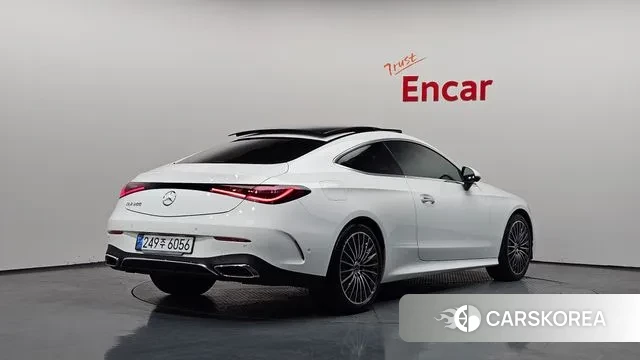 Mercedes-Benz CLE-Class C236 2024 Белый из Кореи