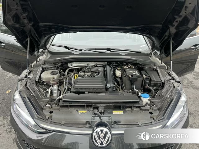 Volkswagen Lingdu 2024 Серебристо-серый из Китая